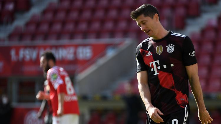 Auch Comebacker Robert Lewandowski blieb blass.