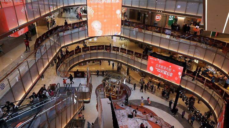 Chinas Einzelhandelsumsatz war im März um 34,2 Prozent zum Vorjahresmonat gestiegen - deutlich stärker als erwartet.
