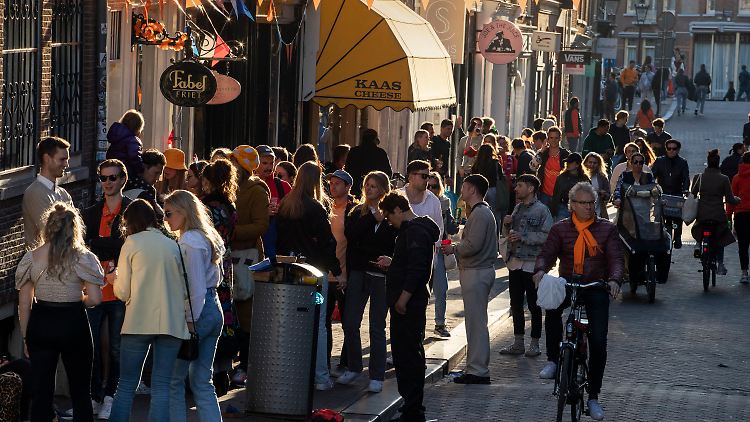 Schon am gestrigen Königstag war vom Lockdown in den Niederlanden nicht mehr viel zu spüren.