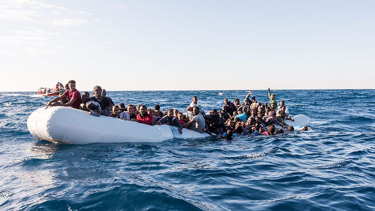 Nach Angaben der Internationalen Organisation für Migration starben seit Jahresbeginn mindestens 813 Menschen bei dem Fluchtversuch. 