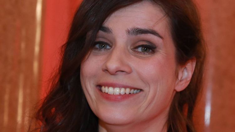 Sieht lustig aus, war es aber nicht immer: Nora Tschirner. 