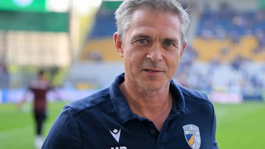 Henning-Buerger-ist-nach-Krankheit-zurueck-beim-Fussball-Regionalligisten-FC-Carl-Zeiss-Jena