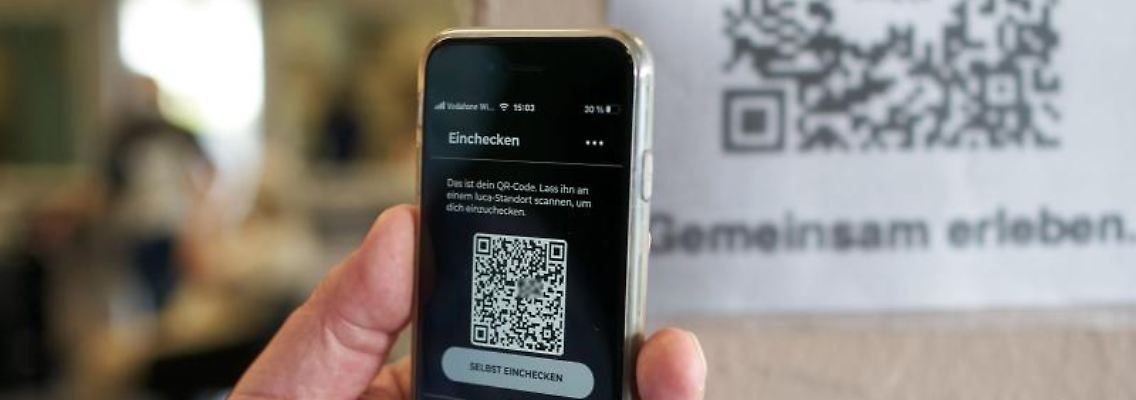 Die Luca-App ist auf einem Smartphone geöffnet. Foto: Thomas Frey/dpa