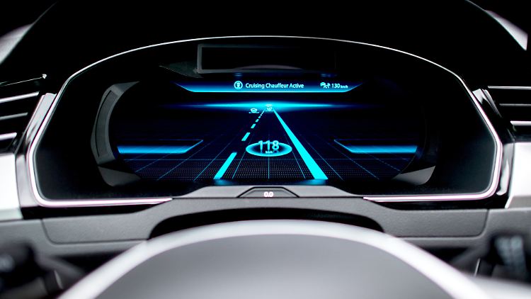 Bis heute scheitert das vollautonome Fahren an der Komplexität der Entscheidungsprozesse, die ein Computer in kürzester Zeit auf Grund der ihm zur Verfügung stehenden Algorithmen treffen müsste.