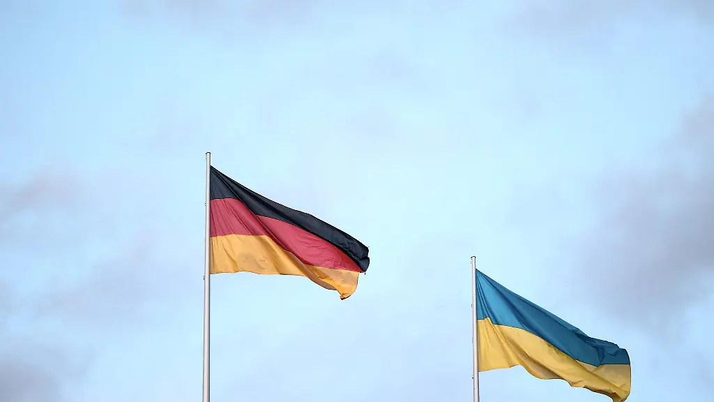 In-Sachsen-Anhalt-gehen-aktuell-rund-6-300-Ukrainer-einer-sozialversicherungspflichtigen-oder-geringfuegigen-Beschaeftigung-nach