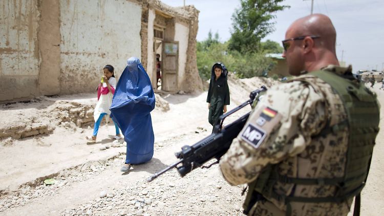 Auch die Bundeswehrsoldaten ziehen sich jetzt aus Afghanistan zurück.