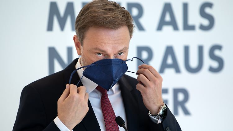 FDP-Chef Christian Lindner ist gegen "jede Form der Freiheitseinschränkung" für zweimal Geimpfte.