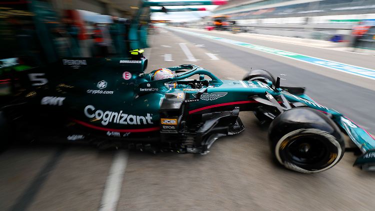 Hilfe aus der Werkstatt gibt es für Vettel.
