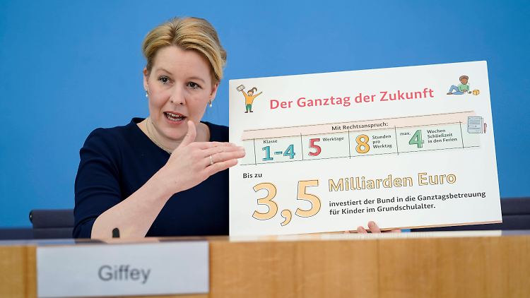 Bundesfamilienministerin Franziska Giffey stellte die ambitionierten Pläne der Bundesregierung vor. 