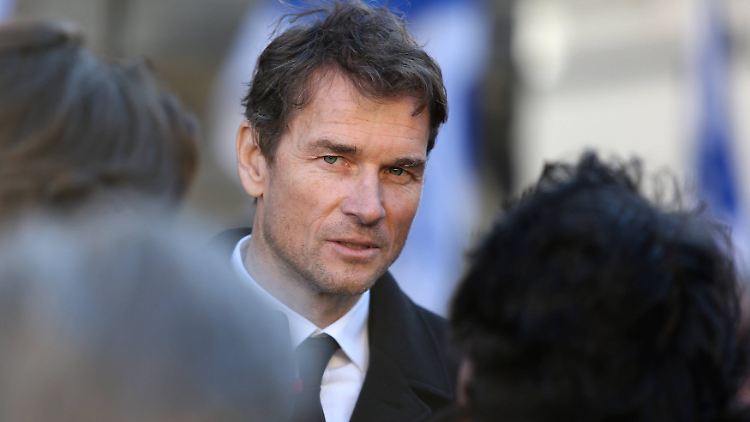 Jens Lehmann ist "völlig aus der Zeit gefallen", kommentieren Beobachter.