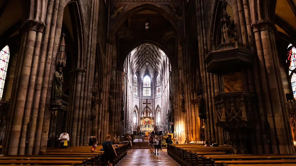 Im-Freiburger-Muenster-eskaliert-ein-Streit-um-die-Kuendigung-des-Domkapellmeisters