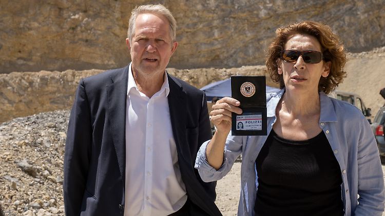 Ermitteln in "Verschwörung": Eisner (Harald Krassnitzer, l.) und Fellner (Adele Neuhauser).