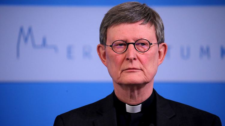 Kardinal Rainer Maria Woelki muss dringende Fragen aus den eigenen Reihen beantworten.