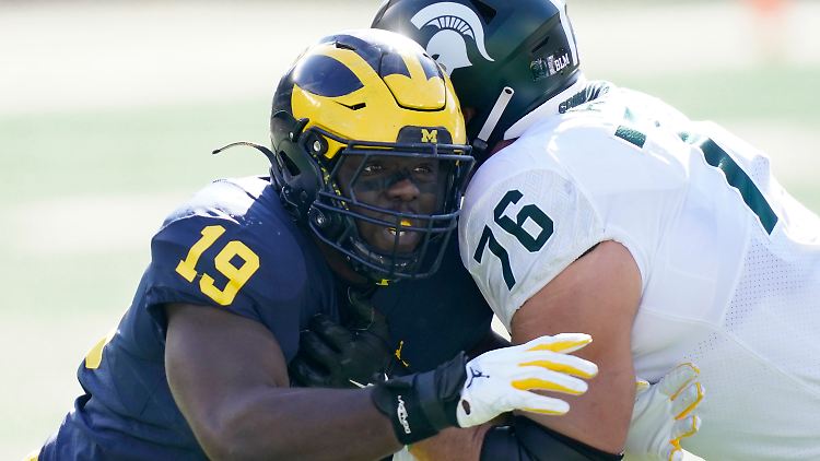 Kwity Paye steigt in die NFL auf.