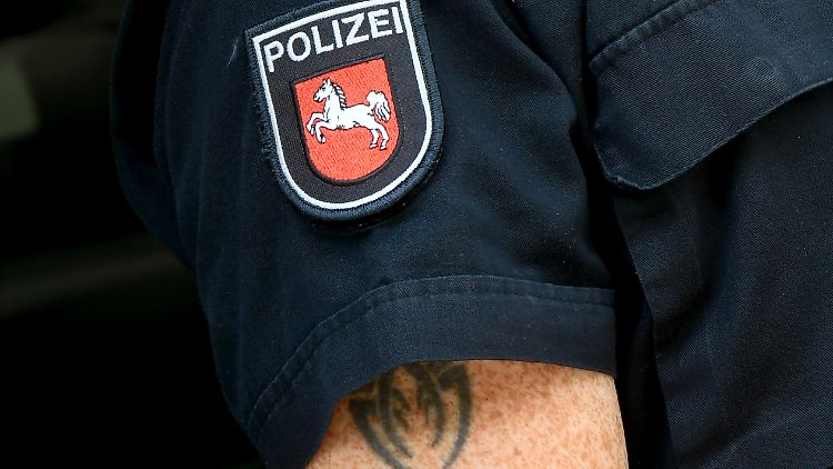 Der Bundesrat stimmte einem Gesetz zu, das unter anderem das Ausmaß von Tätowierungen bei Polizisten klarer regelt.