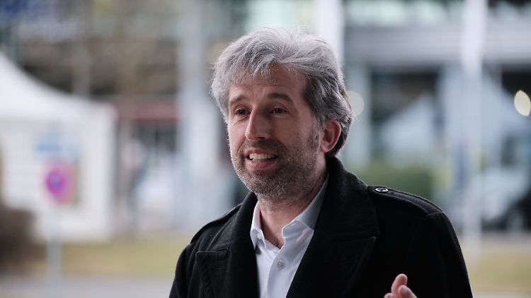 "Die Äußerung von Boris Palmer ist rassistisch und abstoßend", hatte Co-Chefin und Kanzlerkandidatin Annalena Baerbock erklärt.
