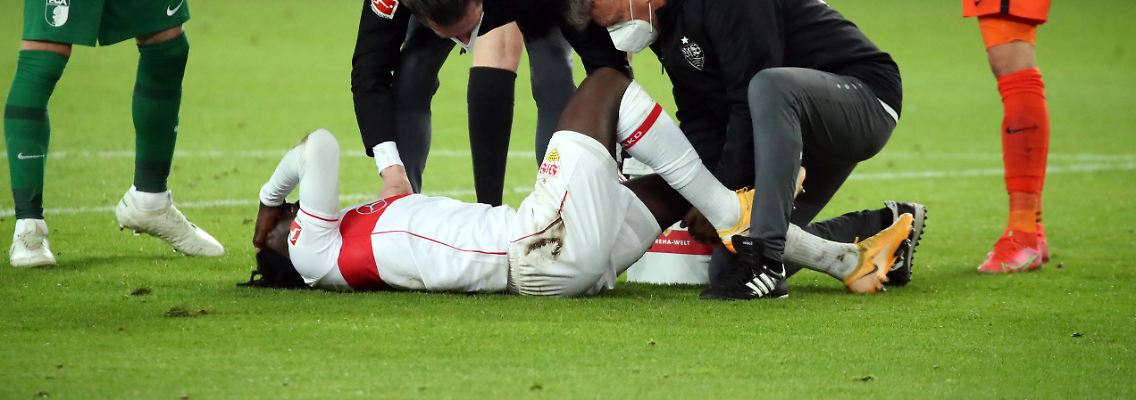 Erkennbar schmerzhaft.