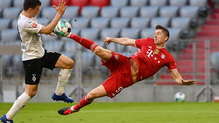 Was für ein Stürmer! Robert Lewandowski könnte bald zur Legende werden.