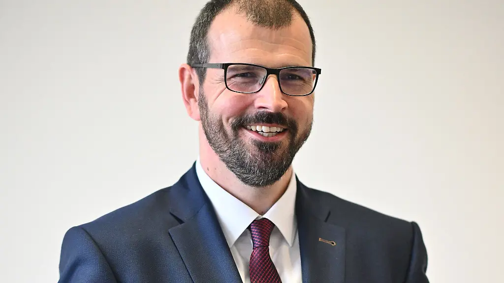 Bildungsminister-Freiberg-wird-am-6-Januar-das-neue-Landesinstitut-Brandenburg-fuer-Schule-und-Lehrkraeftebildung-eroeffnen