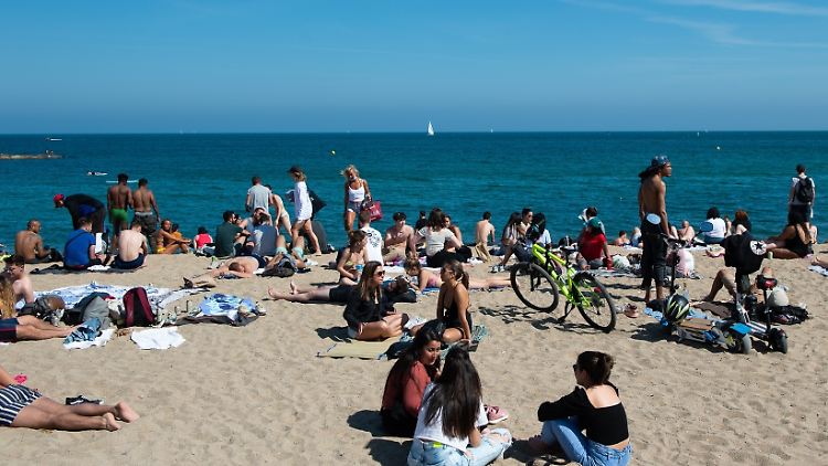 Zuletzt sind die täglichen Neuinfektionen deutlich gesunken.