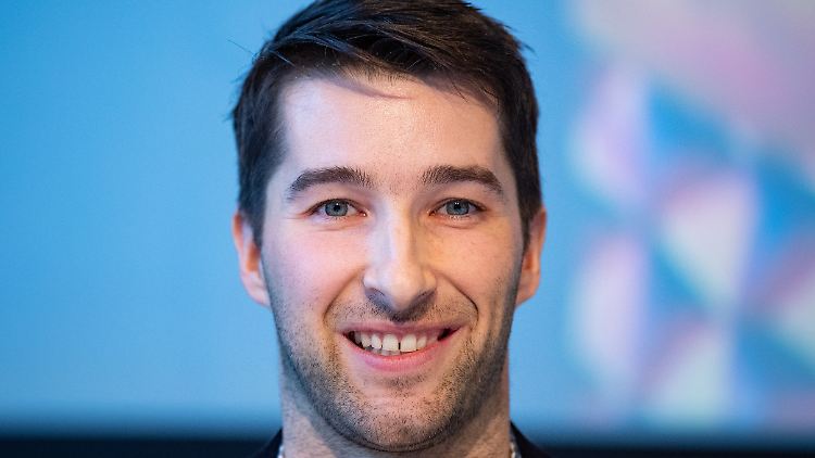 Athletenvertreter Jonathan Koch distanzierte sich via Twitter von der Erklärung des DOSB-Präsidiums.