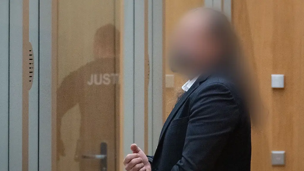 Der-Bundesgerichtshof-bestaetigt-die-Verurteilung-eines-sogenannten-Reichsbuergers-wegen-versuchten-Mordes-an-Polizisten