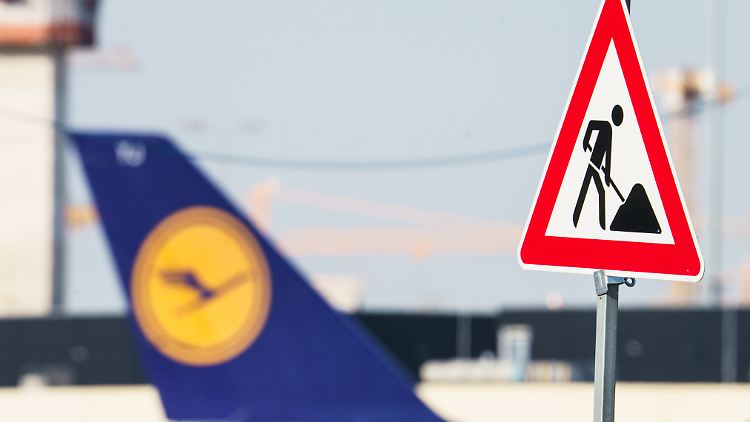 Die Corona-Krise hat die Lufthansa zum Hilfsempfänger gemacht.  