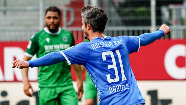Fin Bartels schießt derzeit wichtige Tore für Holstein Kiel.
