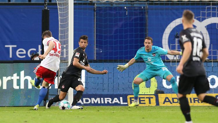 Ex-HSV-Keeper Mathenia hatte gegen die alten Kollegen fünf Mal das Nachsehen.