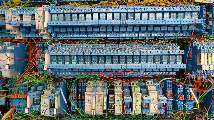 Steuerungselemente des ersten programmierbaren Computers.