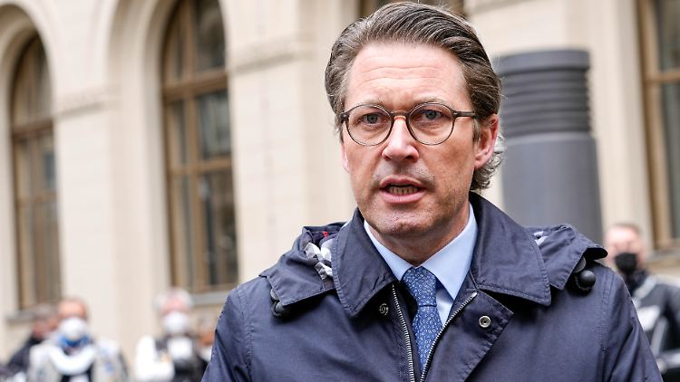 Verkehrsminister Andreas Scheuer hat die Vorwürfe gegen sich und die Forderungen der Betreiber in dreistelliger Millionenhöhe mehrfach zurückgewiesen.