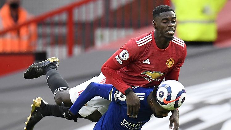 Für die Red Devils gab's gegen Leicester eine Bauchlandung statt zarter Titelträume.