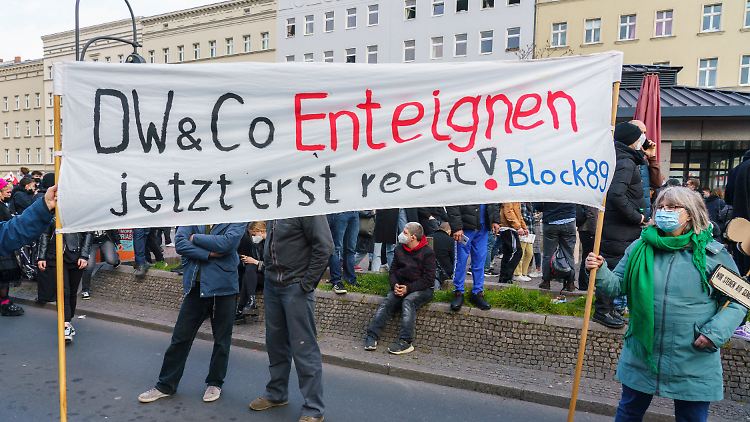 Die Deutsche Wohnen steht unter anderem wegen des Volksbegehrens zur Enteignung großer Wohnungsbestände in Berlin unter Druck.