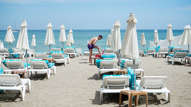 Schon bald könnte dies nicht der einzige Strandbesucher im spanischen Torremolinos sein.