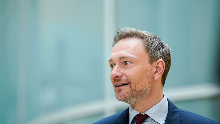 Aggressive Attacken überlässt Lindner mittlerweile anderen.