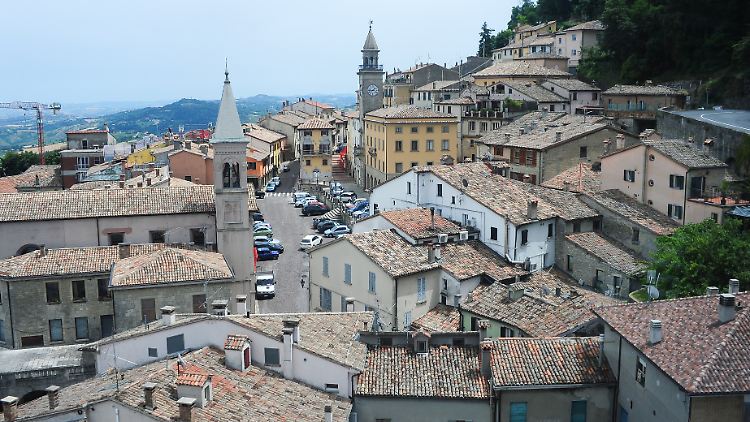 Eine Augenweide: die Piazza Grande in der Gemeinde Borgo Maggiore.