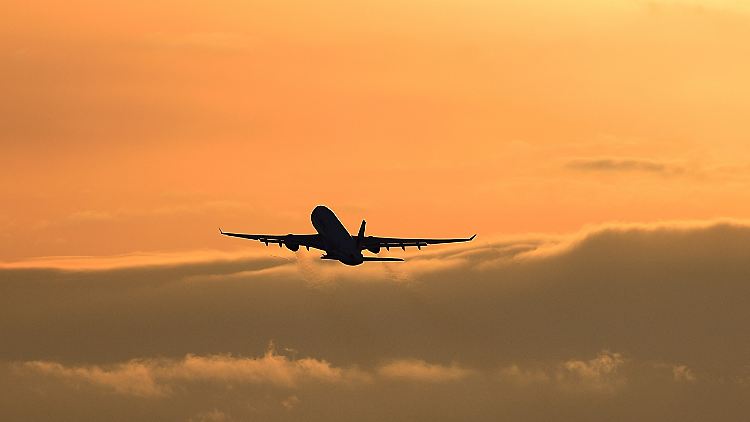 Inlandsflüge haben in Deutschland einen Anteil von knapp acht Prozent am CO2-Ausstoß des gesamten Flugverkehrs. 