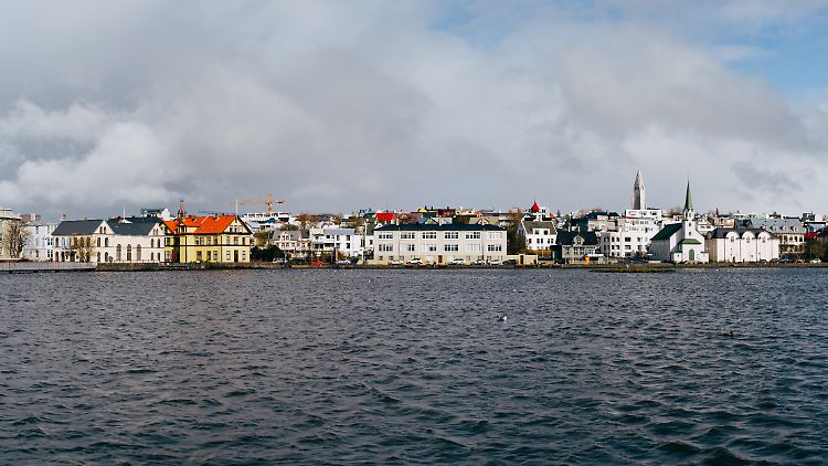 Die Insel im Nordatalantik ist eine Vorreiterin in Sachen Gleichberechtigung: Im Ranking des Weltwirtschaftsforums landet Island seit satten zwölf Jahren auf dem ersten Platz..
