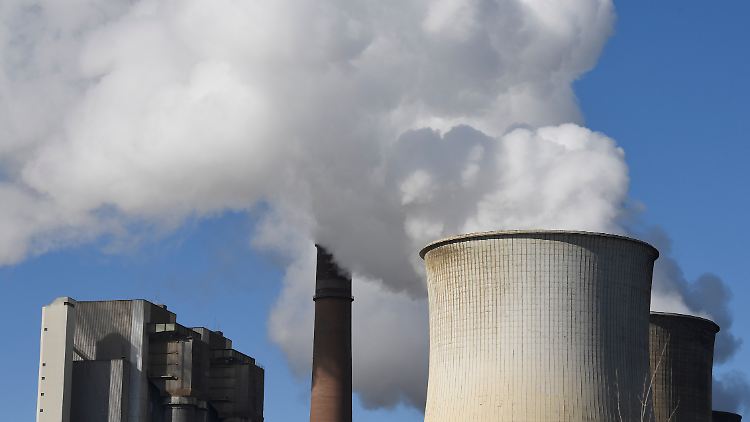 Der Energiekonzern RWE darf sich auf eine hohe Entschädigungszahlung freuen. Die Berechnung erfolgte offenbar mit Zahlen, die den Konzern begünstigen. 