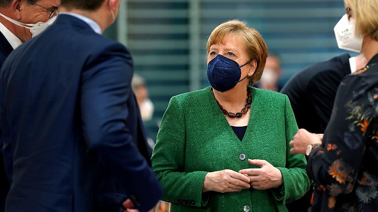 Kanzlerin Merkel sieht es als künftige Herausforderung, beim Klimaschutz die gesamte Bevölkerung mitzunehmen.