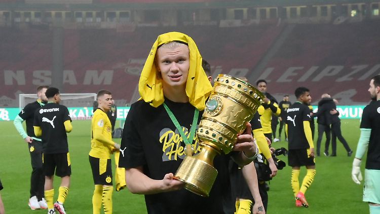 Erling Haaland wäre nicht verzweifelt, wenn er noch ein bisschen in Dortmund bleiben müsste.