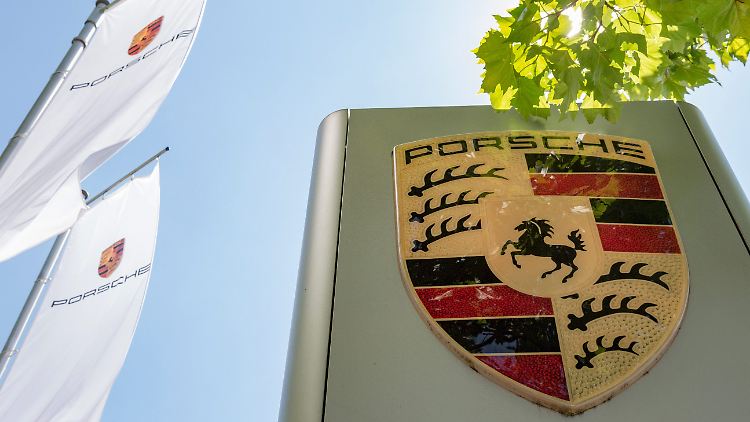 ​Über Monate hinweg sollen Porsche und das KBA Verbrauchsmessungen mit willkürlichen Fahrzeugen aus der Serienproduktion durchgeführt haben. 