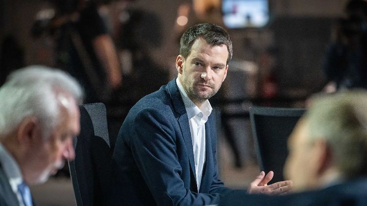 Johannes Vogel ist Generalsekretär der NRW-FDP, arbeitsmarkt- und sozialpolitischer Sprecher der Bundestagsfraktion und neuerdings auch einer von drei FDP-Vizechefs.