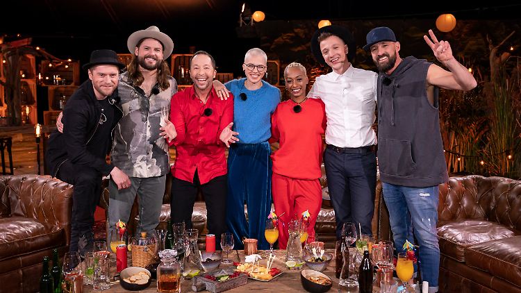 Bei "Sing meinen Song" traf Heinzmann unter anderem mit DJ Bobo (3.v.l.) zusammen.