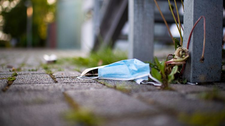 Können vollständig Geimpfte ihre Masken bald wegwerfen?