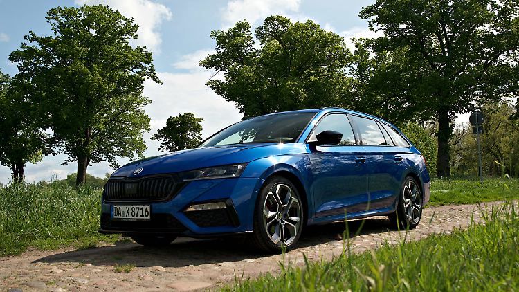 Der Skoda Octavia RS TDI trägt ein dezent sportliches Kleid, das ihm sehr gut steht.