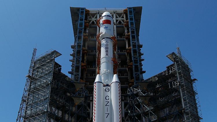 Die "Tianzhou 2" soll Versorgungsgüter und Treibstoff zum Kernmodul "Tianhe" bringen.