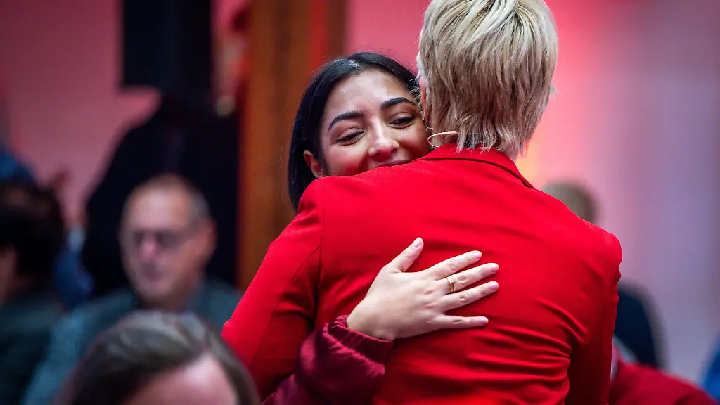 Die-Integrationsbeauftragte-der-Bundesregierung-Reem-Alabali-Radovan-aus-Schwerin-fuehrt-die-SPD-in-Mecklenburg-Vorpommern-in-die-Bundestagswahl-am-23-Februar-2025