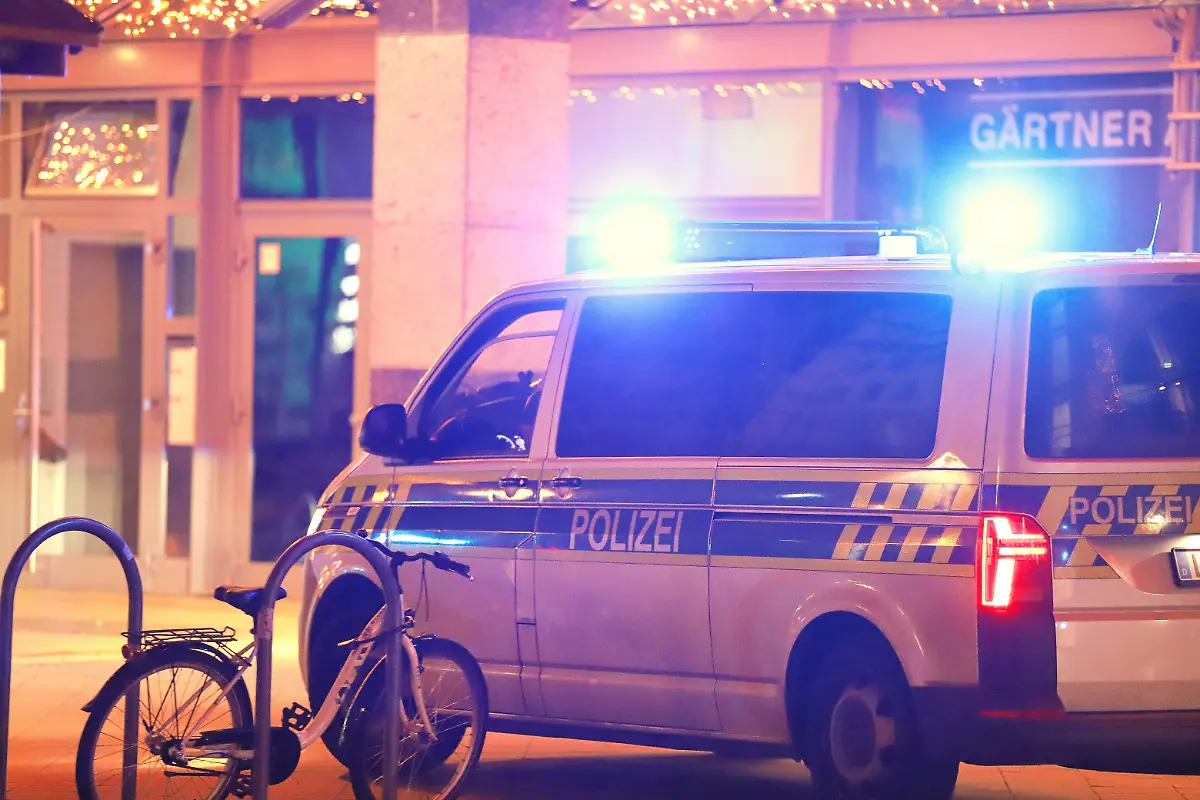 32461f3f8b17459f94f9b26725685b87