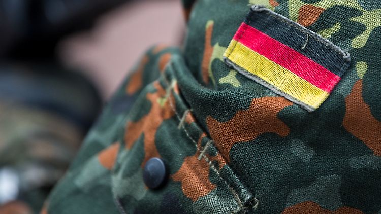 Die Bundesregierung rechnet mit etwa tausend Rehabilitationsverfahren in den kommenden Jahren.